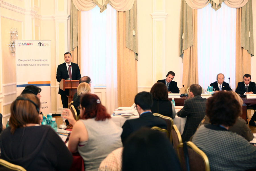 Prim-ministrul Vlad FILAT a participat astăzi la Conferinţa internaţională “Noi oportunităţi pentru dezvoltarea sectorului societăţii civile în Republica Moldova" | Comunicate de presă
