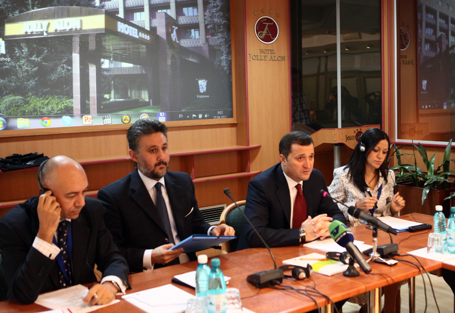 Prim-ministrul Vlad FILAT a participat astăzi la Atelierul sub-regional privind Prevenirea şi Combaterea Finanţării Terorismului | Comunicate de presă