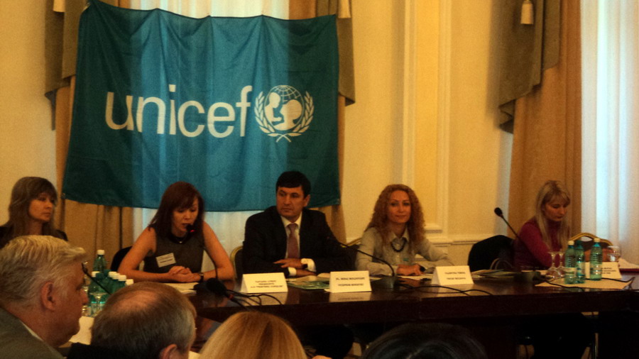 Viceprim-ministrul Mihai MOLDOVANU a participat astăzi la Conferinţa de evaluare a proiectului ”Pilotarea şi promovarea unui mecanism de reacţie psihosocială în situaţii excepţionale în localităţile Nemţeni, Obileni şi Leuşeni” | Comunic