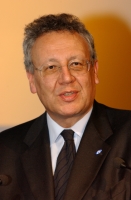 Philippe Busquin, fost Comisar european pentru Cercetare, sustine conferinta ''Cercetarea si inovarea in Europa''