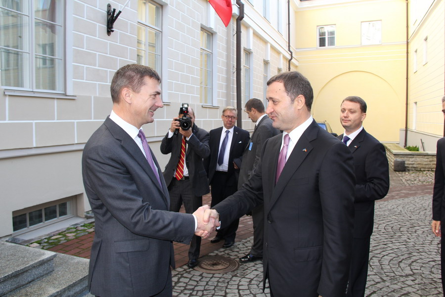 Prim-ministrul Vlad FILAT a avut o întrevedere cu omologul său estonian, Andrus ANSIP | Comunicate de presă