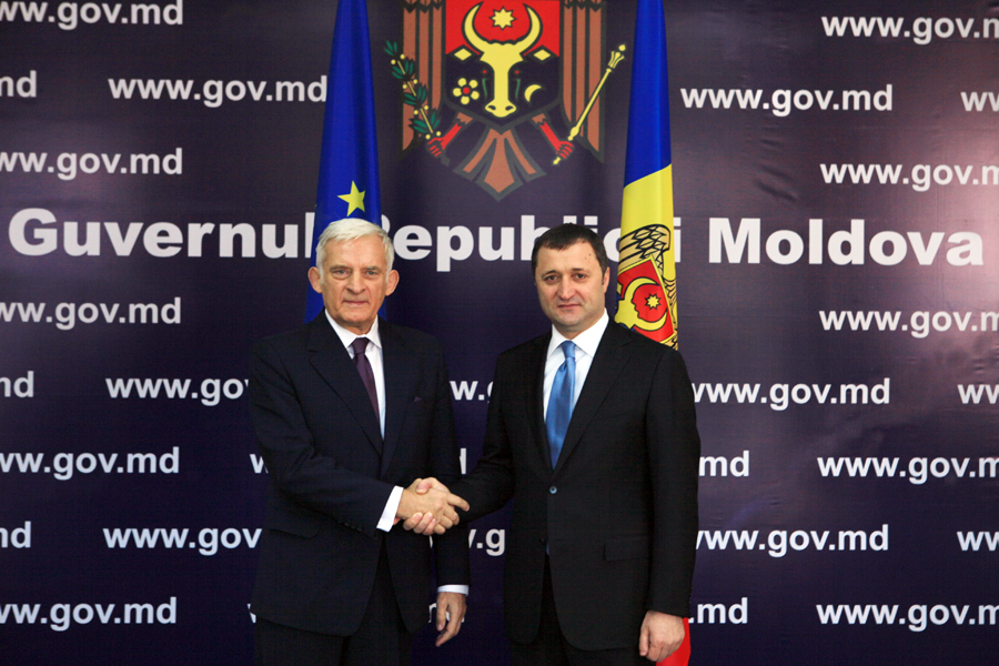 Prim-ministrul Vlad FILAT a avut astăzi o convorbire telefonică cu Jerzy BUZEK, Preşedintele Parlamentului European | Comunicate de presă