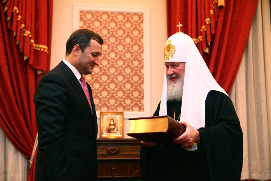 Prim-ministrul Vlad FILAT a avut astăzi seara o întrevedere cu Patriarhul Moscovei şi al Întregii Rusii, KIRILL | Comunicate de presă