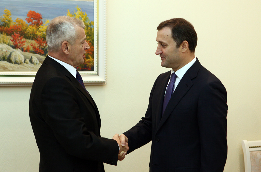 Prim-ministrul Vlad FILAT a avut astăzi o întrevedere cu Primarul General al oraşului Bucureşti, Sorin OPRESCU | Comunicate de presă
