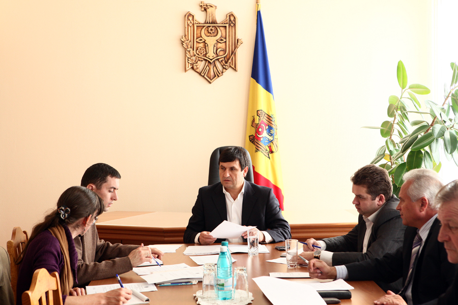 Viceprim-ministrul Mihai MOLDOVANU a prezidat şedinţa Biroului executiv al Comisiei naţionale pentru consultări şi negocieri colective | Comunicate de presă