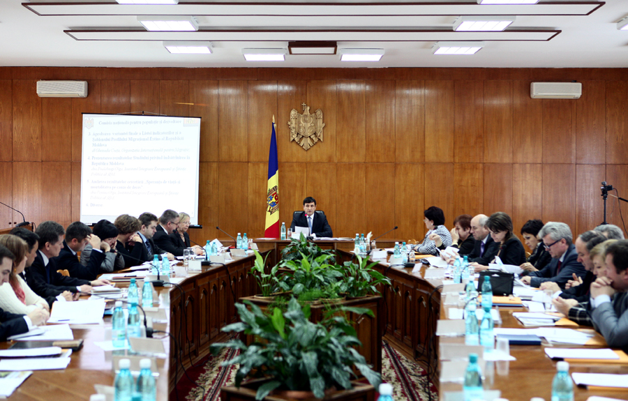 Viceprim-ministrul Mihai MOLDOVANU a prezidat şedinţa Comisiei Naţionale pentru Populaţie şi Dezvoltare | Comunicate de presă