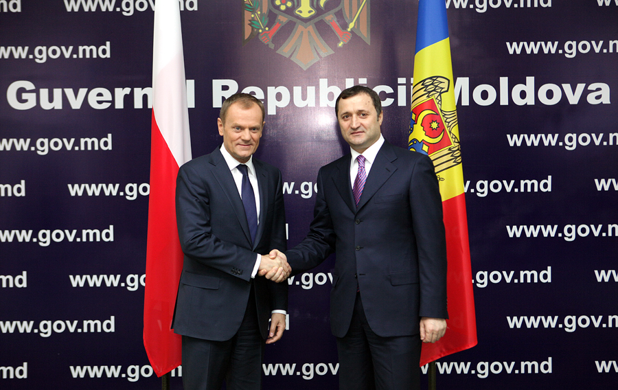 Prim-ministrul Vlad FILAT a avut astăzi o discuţie telefonică cu Prim-ministrul Poloniei Donald TUSK | Comunicate de presă