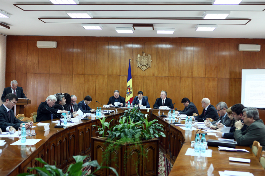 Viceprim-ministrul Mihai MOLDOVANU a prezidat luni, 31 octombrie, şedinţa Comisiei Naţionale pentru Consultări şi Negocieri Colective | Comunicate de presă