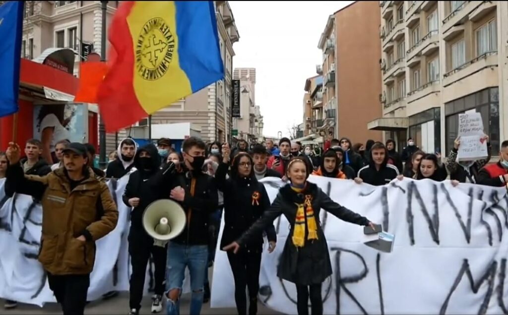 Tinerii AUR Constanța, la un protest