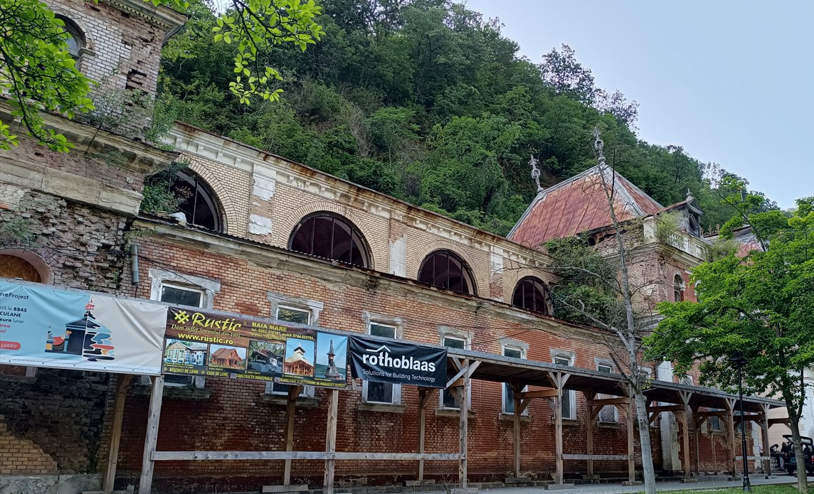 Stațiunea Băile Herculane – ruină manelizare și