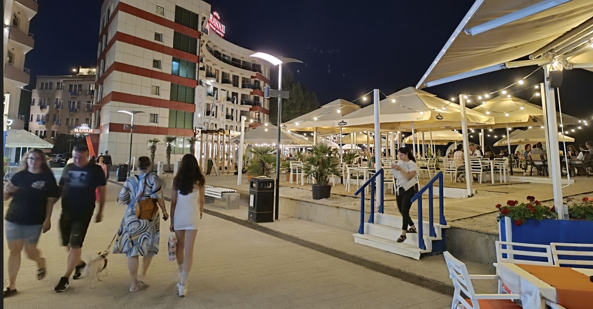Destinația Mamaia-Constanța devine capitala răcoririi