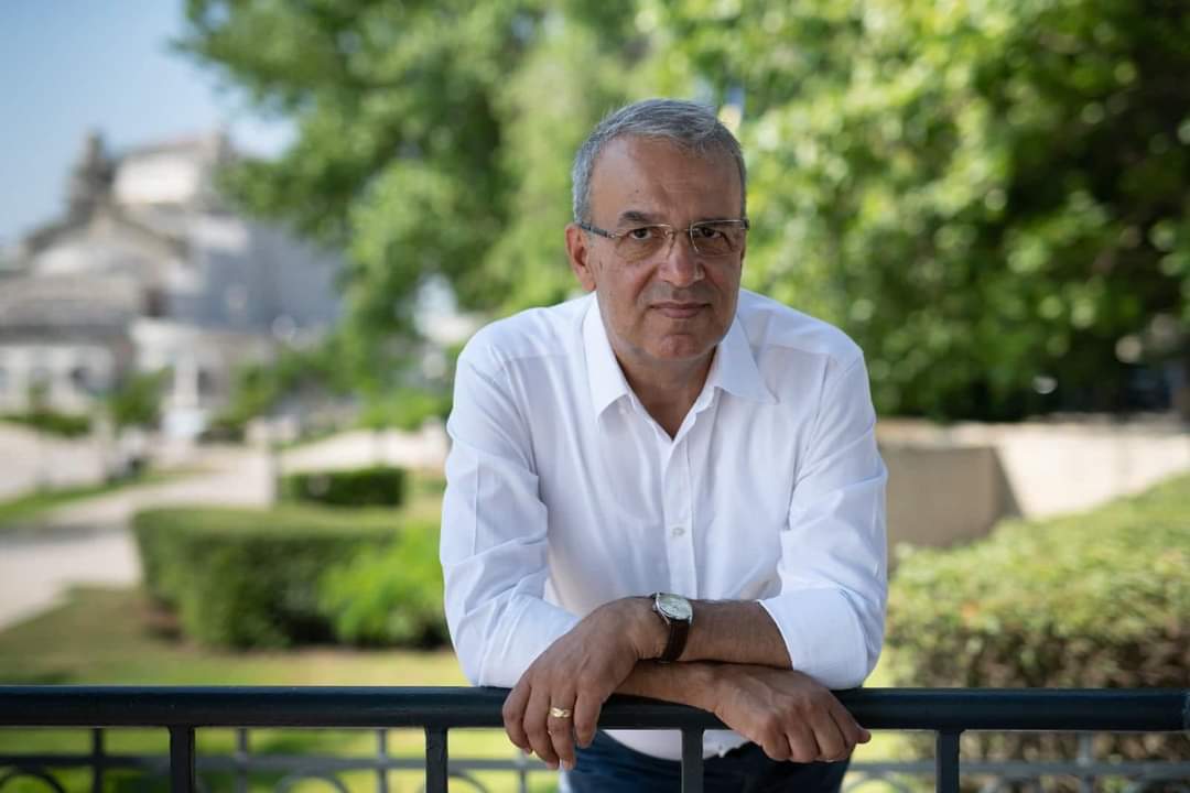 Primarul Constanţei, Vergil Chițac, implicat într-un accident
