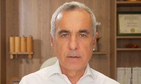 De ascensiunea lui Georgescu sunt responsabili